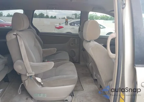 2005 Toyota Sienna Ce/Le from USA, damaged, VIN 5TDZA23C15S328912